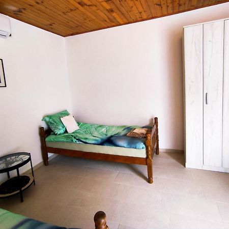ヴィルパザル Celtis Shade Houseヴィラ エクステリア 写真